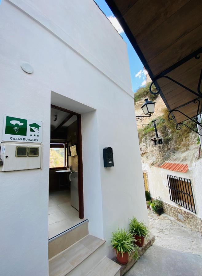 אלקלה דל חוקאר Casa Rural Los Amaneceres מראה חיצוני תמונה